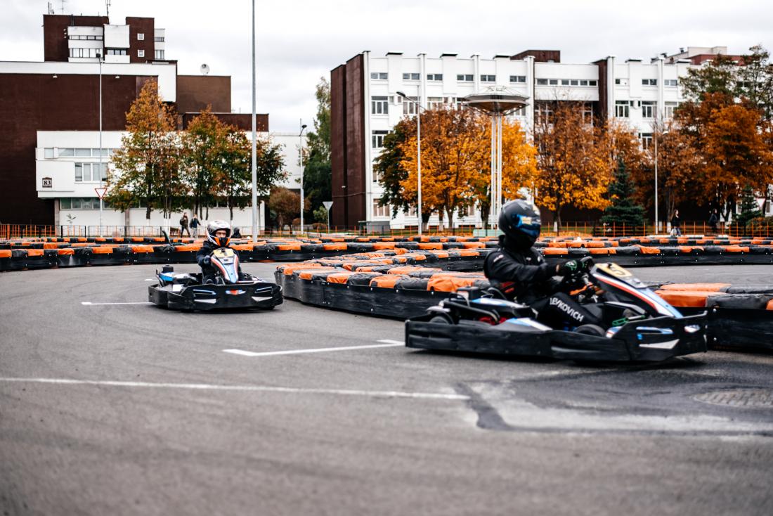 Skykarting. Картинги в ТРЦ Арена Барнаул.